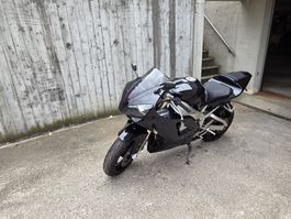 R1 ab platz