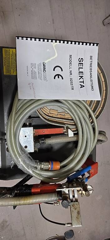 Tutte le macchine: GANNOMAT Seleka 252 Dübel-Einsetzmaschine Occasion – Usato da Volketswil venduto da Cubanito8604 1