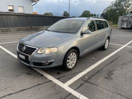 Zum Verkauf steht ein gepflegter VW Passat 1.8 TSI