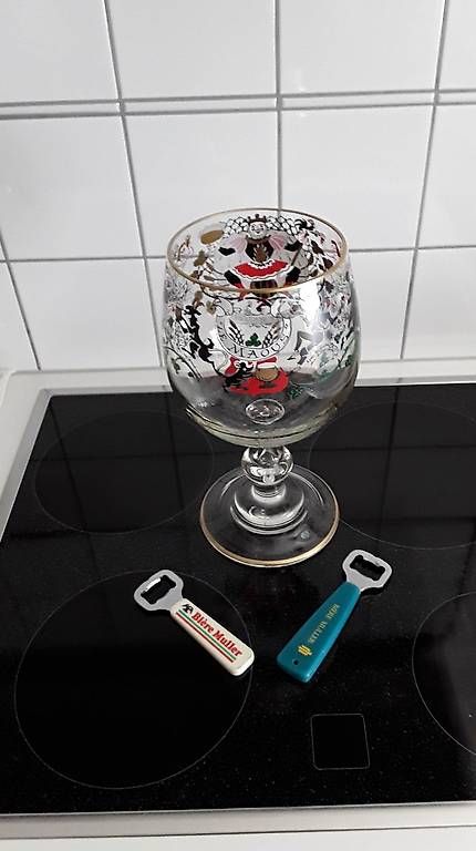 Bicchieri: Le Maus Bière Müller 2 ltres – Usato da boudry venduto da taytayne