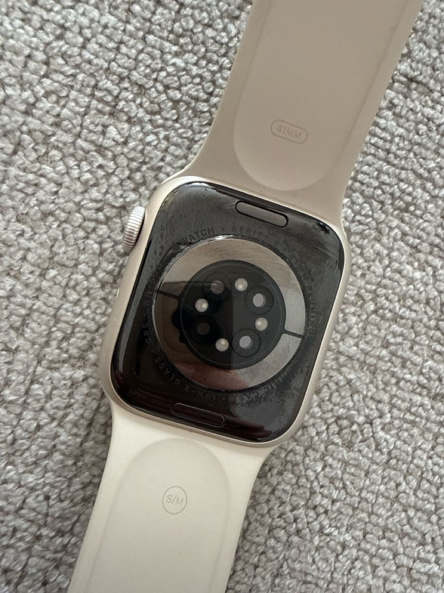 Apple Smartwatch: Apple Watch Series 9 41mm – Usato da Zug venduto da jennifer.xo 2