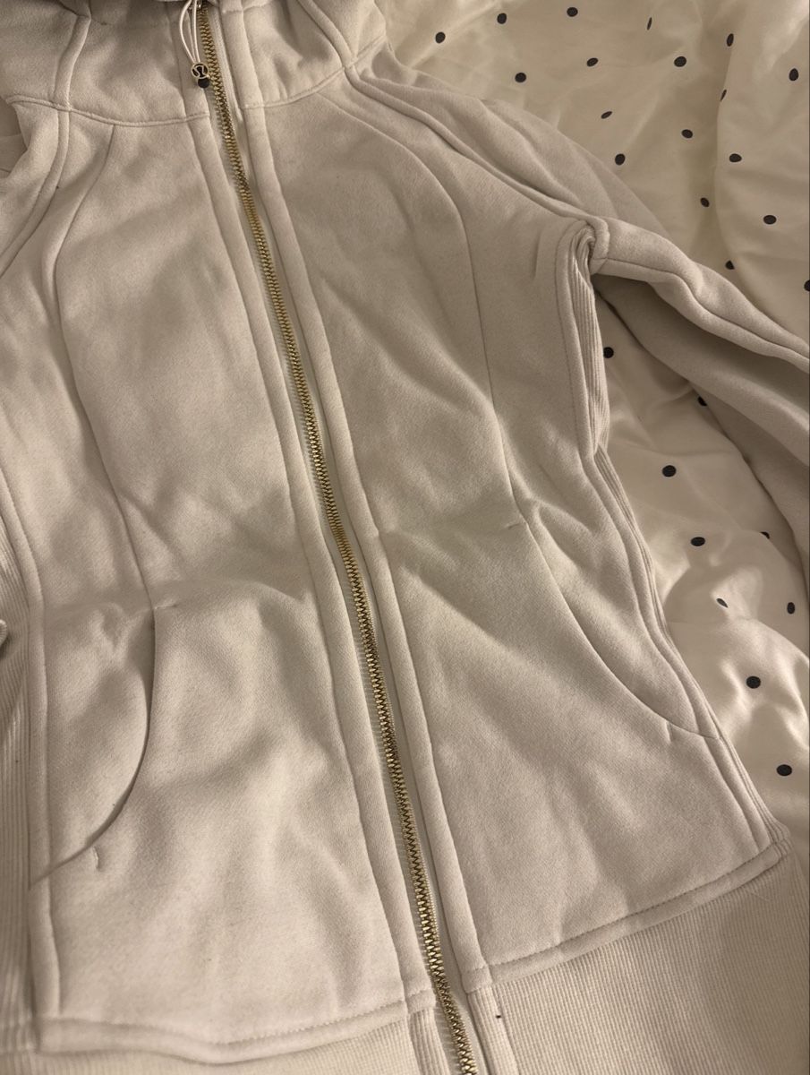 Lululemon Jacken: Lululemon Scuba-define-Jacke Grösse 2 – Neu (gemäss Beschreibung) aus Richterswil von dil_vc79 1