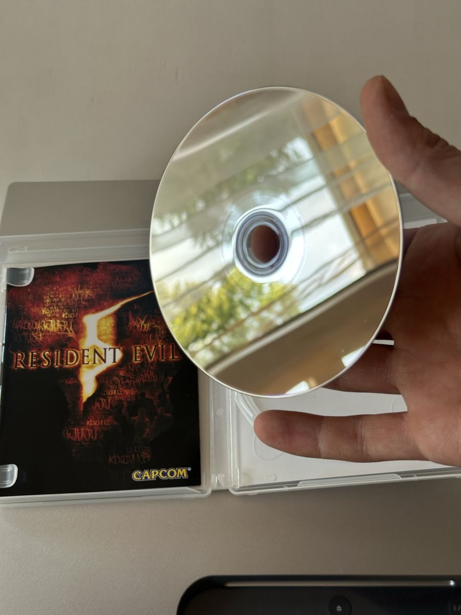 Giochi: PS3 Resident Evil 5 Platinum Game  – Nuovo (secondo la descrizione) da Herrliberg venduto da psm_67l5 2