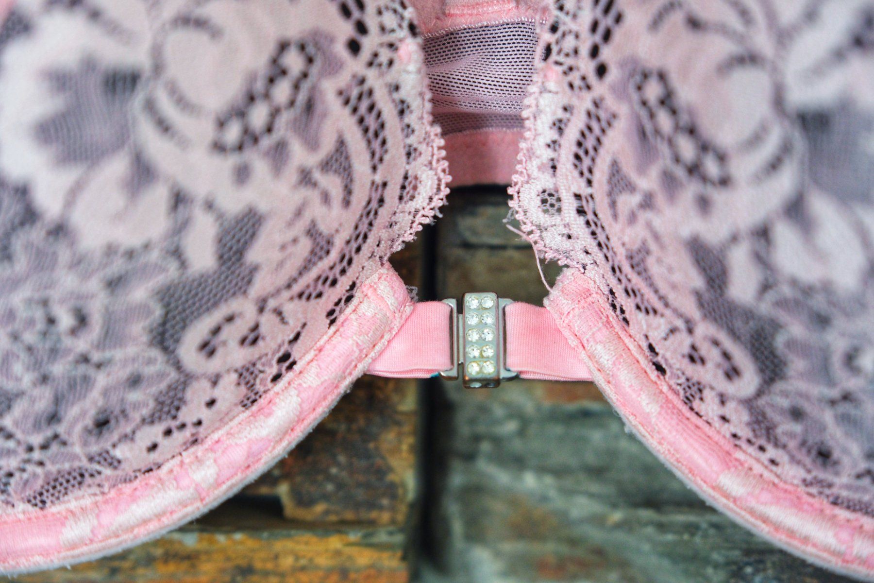 Altra biancheria intima: BH La Senza Gr. 80C rosa – Usato da Wohlen AG venduto da Exitburn 3