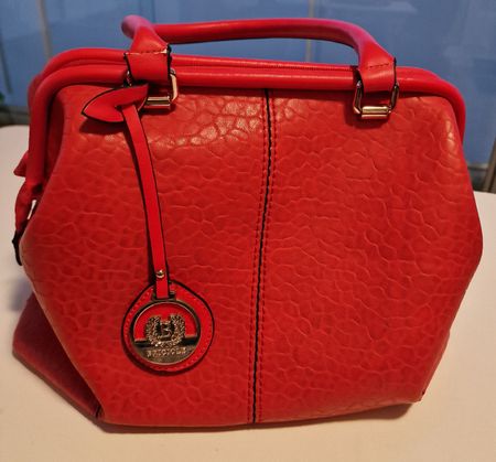 Rote Handtasche im Vintage Stil von Marke Briciole - Neu!