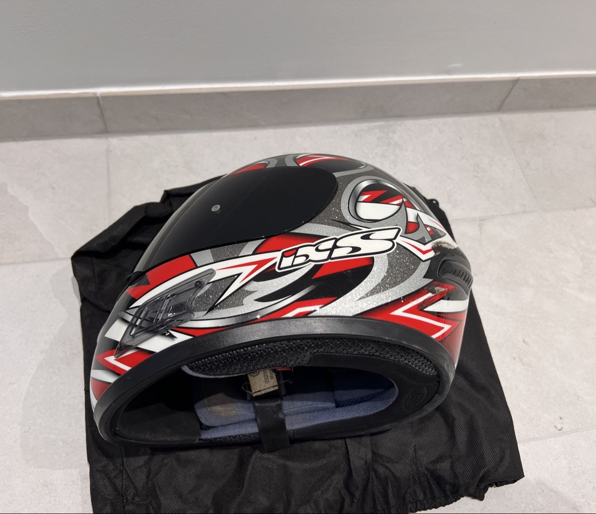 Helme & Visiere: Motorradhelm ISS und Handschuhe Leder. – Gebraucht aus Muttenz von ahm_r8g9 1