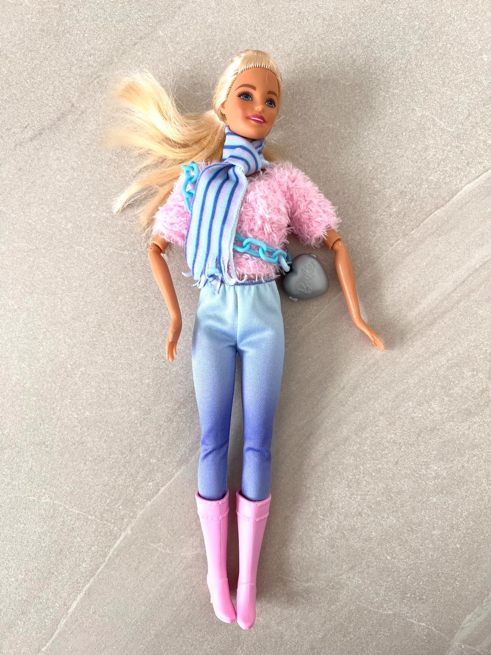 Puppen: Set mit 7 Barbies – Gebraucht aus Buchs SG von mar_9dnm 3
