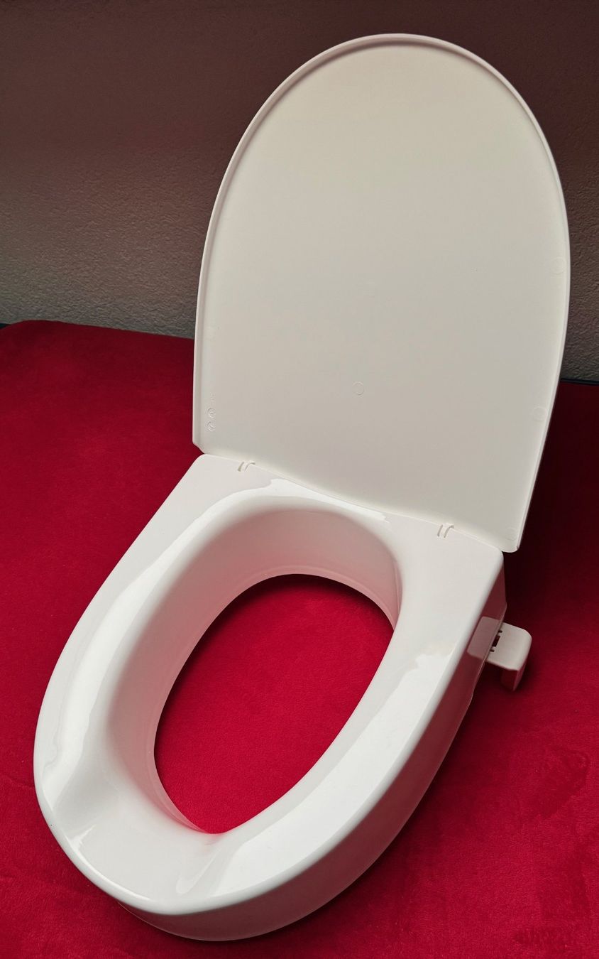 WC: Réhausseur de WC, avec crochets de fixation – Neuf (Voir description) à Colombier NE par ger_5g56 1