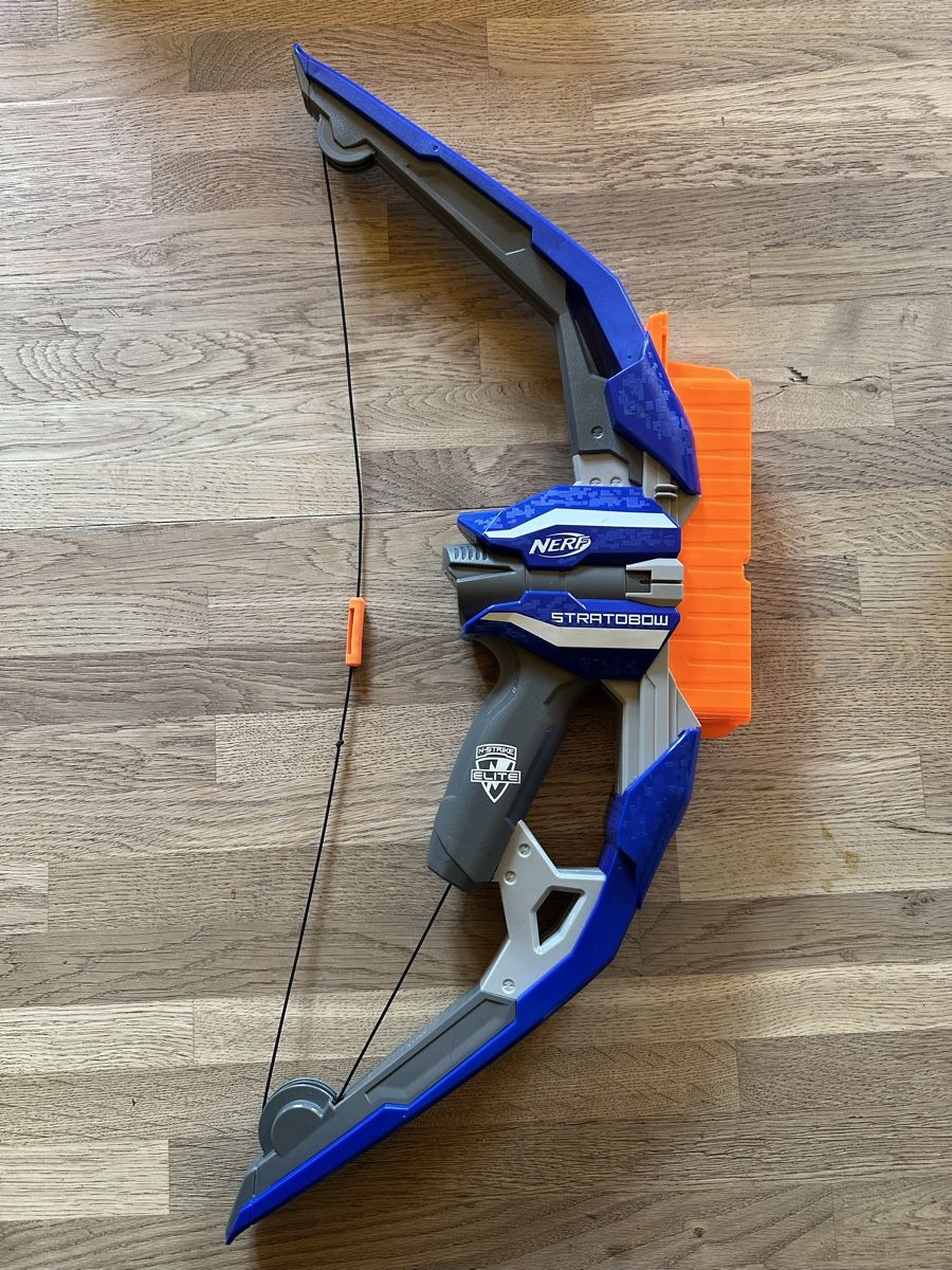 Nerf Giocattoli: Lot de 3 pistolets Nerf - Module et Stratobow – Usato da Château-d'Oex venduto da caroline. 2