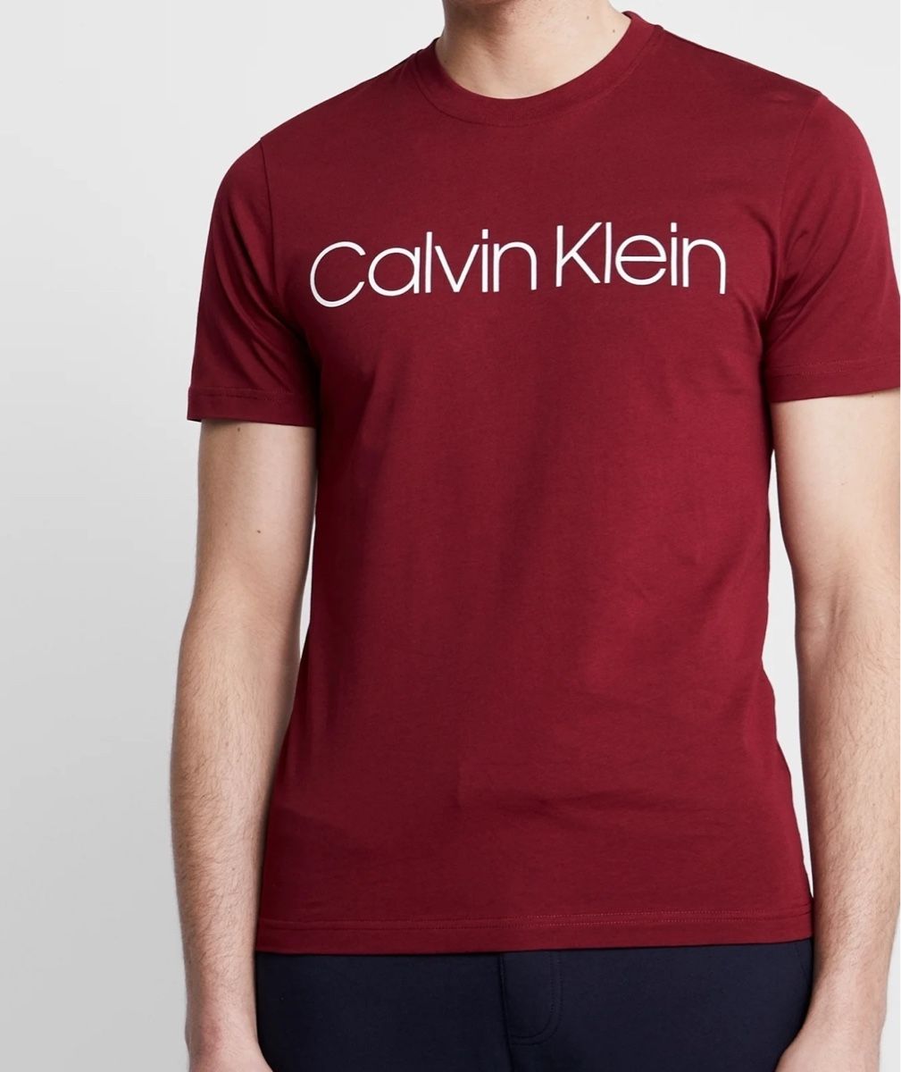 Calvin Klein T-shirts: Calvin Klein T-Shirts im 2er-Set – D'occasion à Winterthur par fij_f65r 1