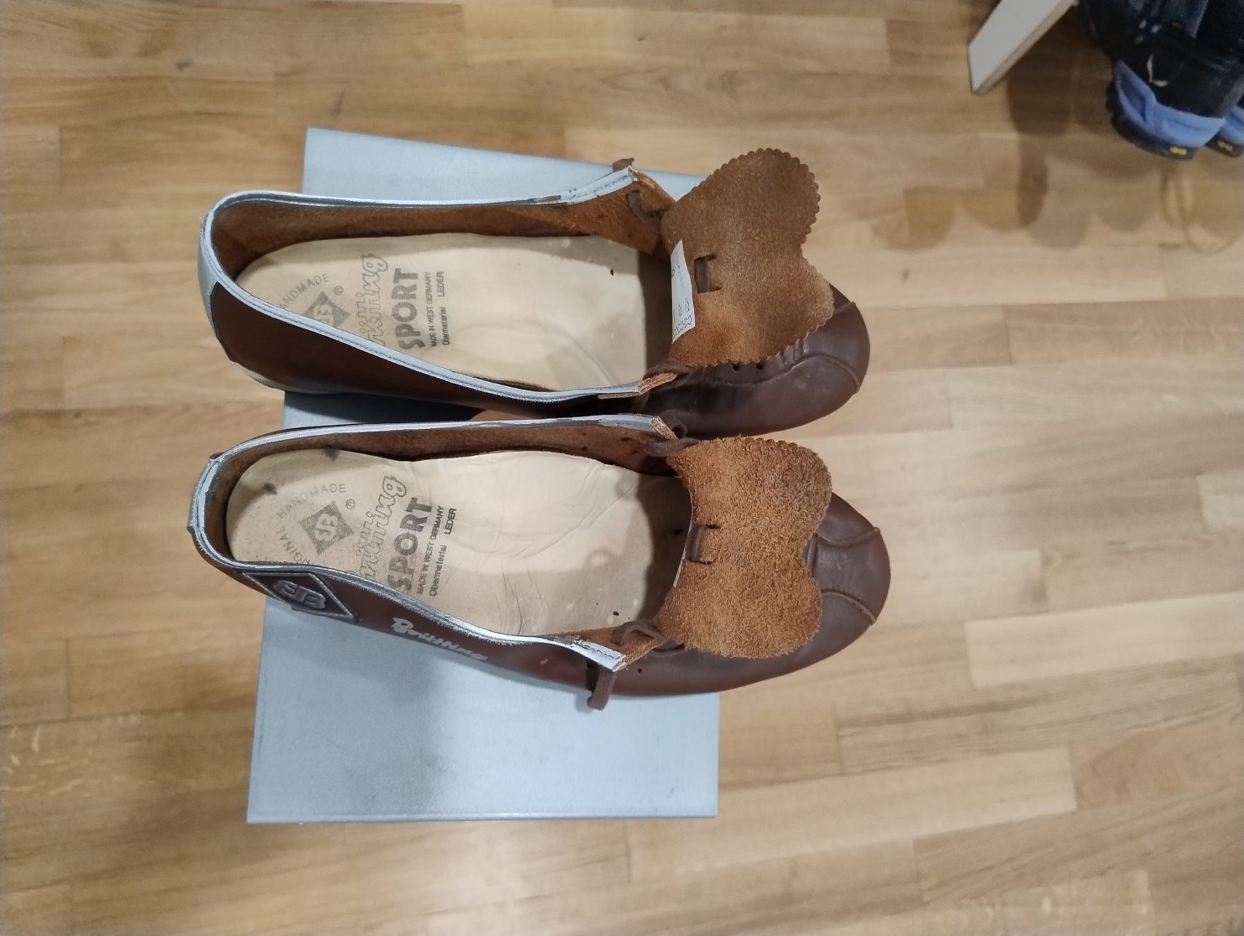 Scarpe da uomo: Brütting Fahrradschuh leder – Nuovo (secondo la descrizione) da Basel venduto da Tanner44 3