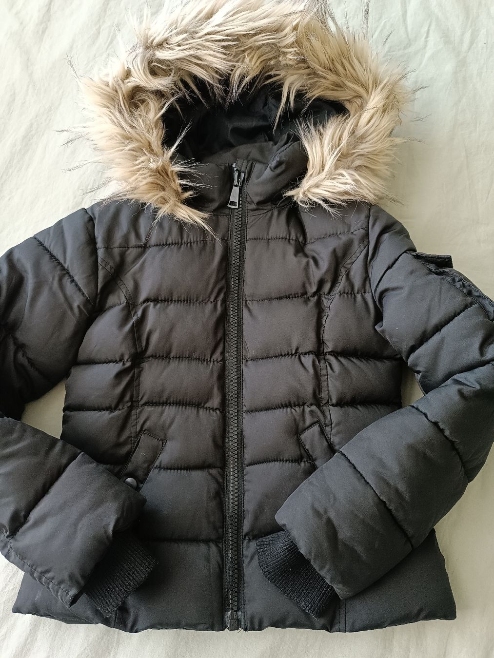 H&M Jacken & Mäntel: Winterjacke Mädchen Gr 134 – Gebraucht aus Binz von julijuli 1