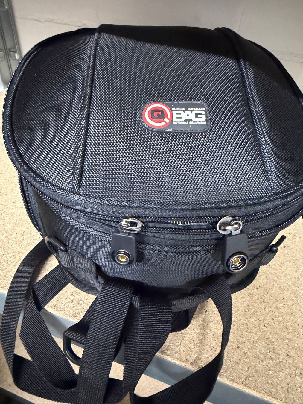 Borse: Motorrad Hecktasche QBag – Usato da Busswil BE venduto da Leuzmo 1