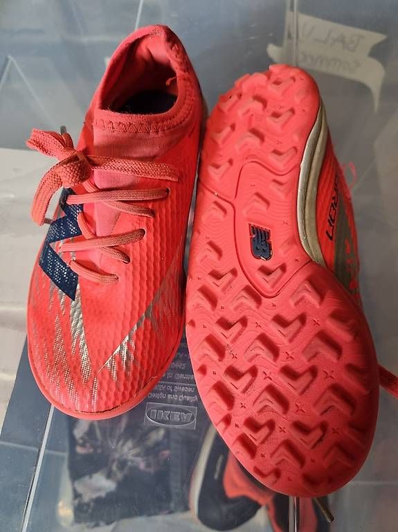 Scarpe per ragazzi: Fussballschuhe Gr.30 – Usato da Meikirch venduto da amsel016