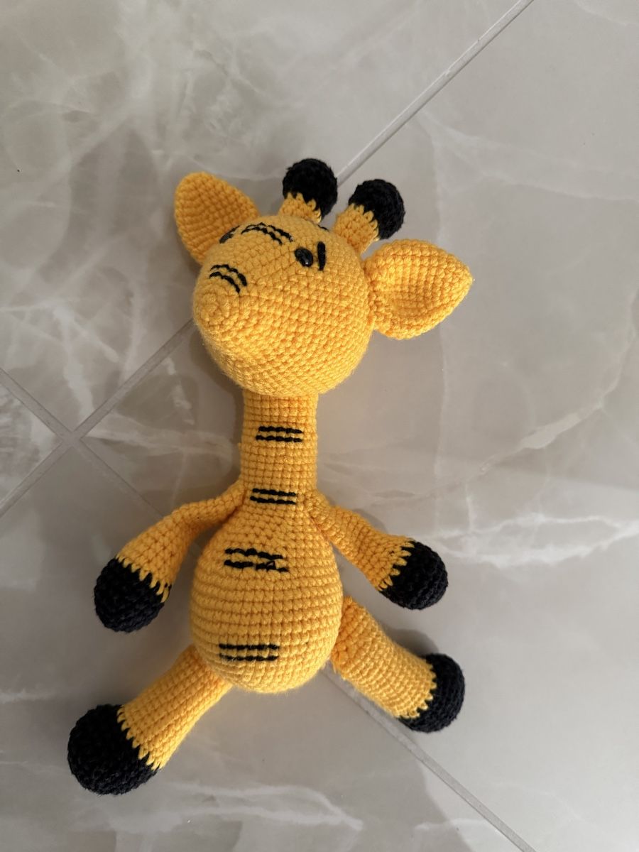 Tutte le decorazioni: Handgemachte Häkel-Giraffe, neu und super als Geschenk! – Usato da Emmen venduto da stu_fj6t 1