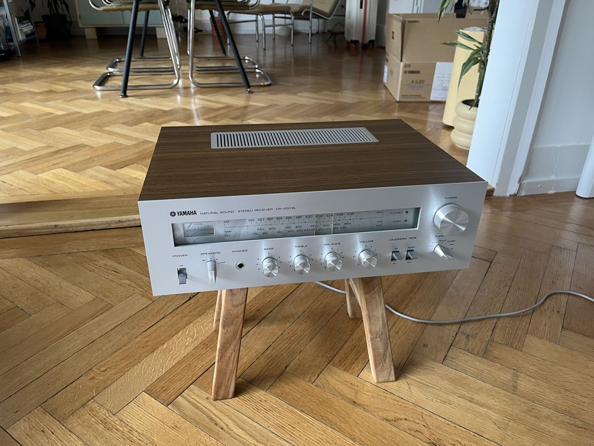 Yamaha Ricevitori: YAMAHA Natural Sound Stereo Receiver CR-200 EL – Difettoso da Zürich venduto da TSC_