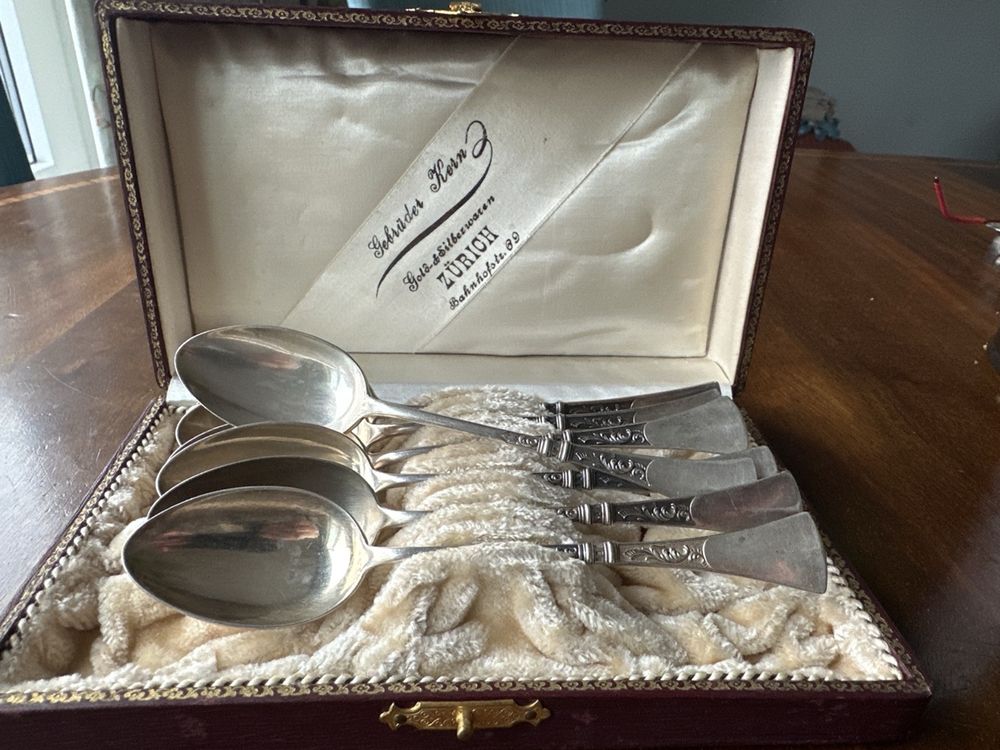 A set of 800 solid silver spoons - 144 grs - (Gebraucht) in Forch für ...