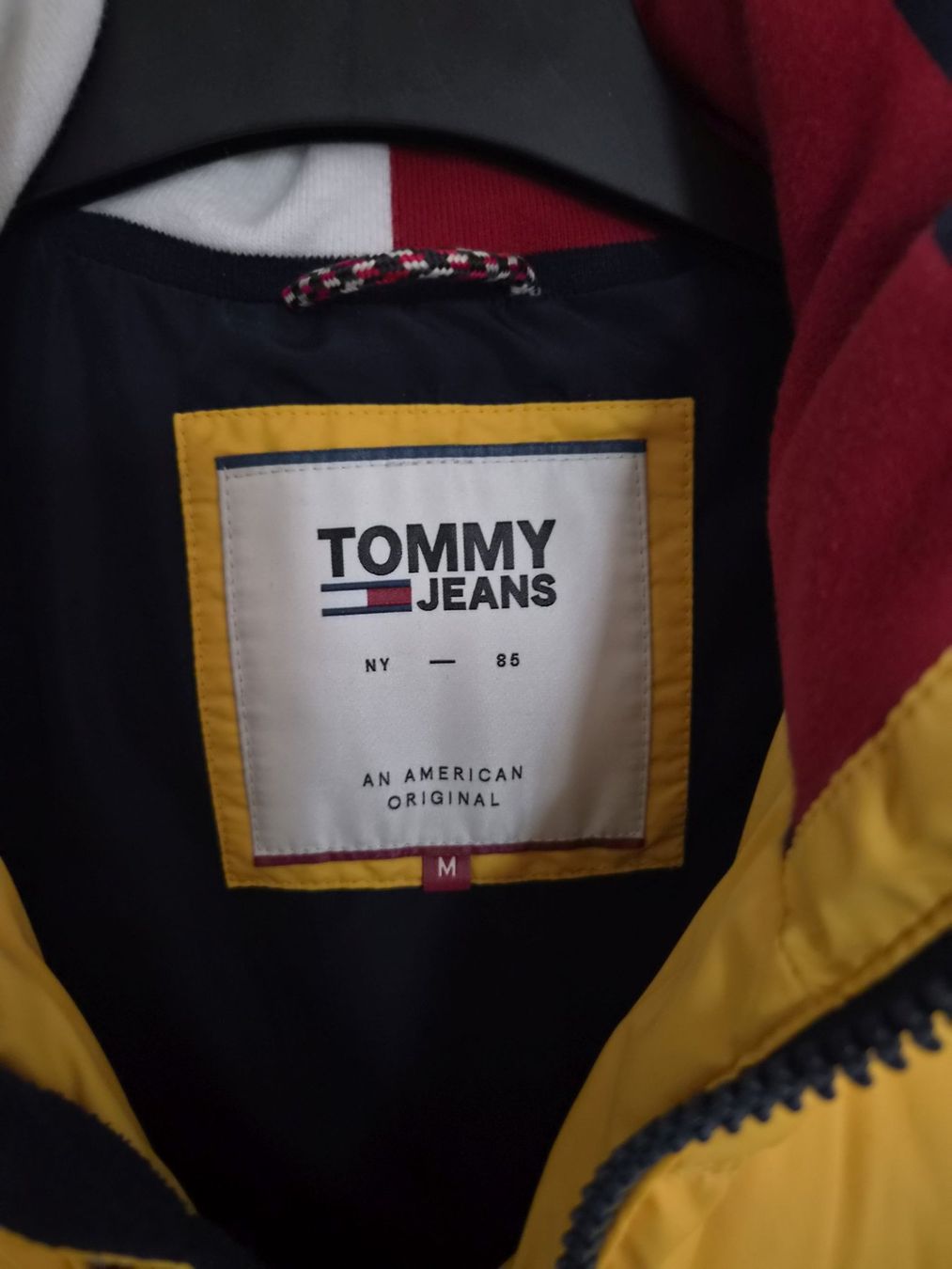 Tommy Hilfiger Giacche: Tommy Hilfiger Daunenjacke – Usato da Aarberg venduto da Italia24 2