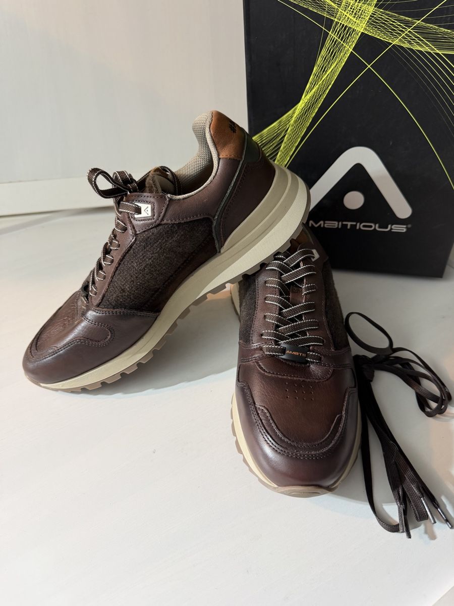 Herrenschuhe: Baskets Ambitious marron taille 44 neuf – Neu und originalverpackt aus Brügg BE von Goob