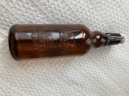 2 harasses de 15 bouteilles de bière GURTEBIER 125 Jahre
