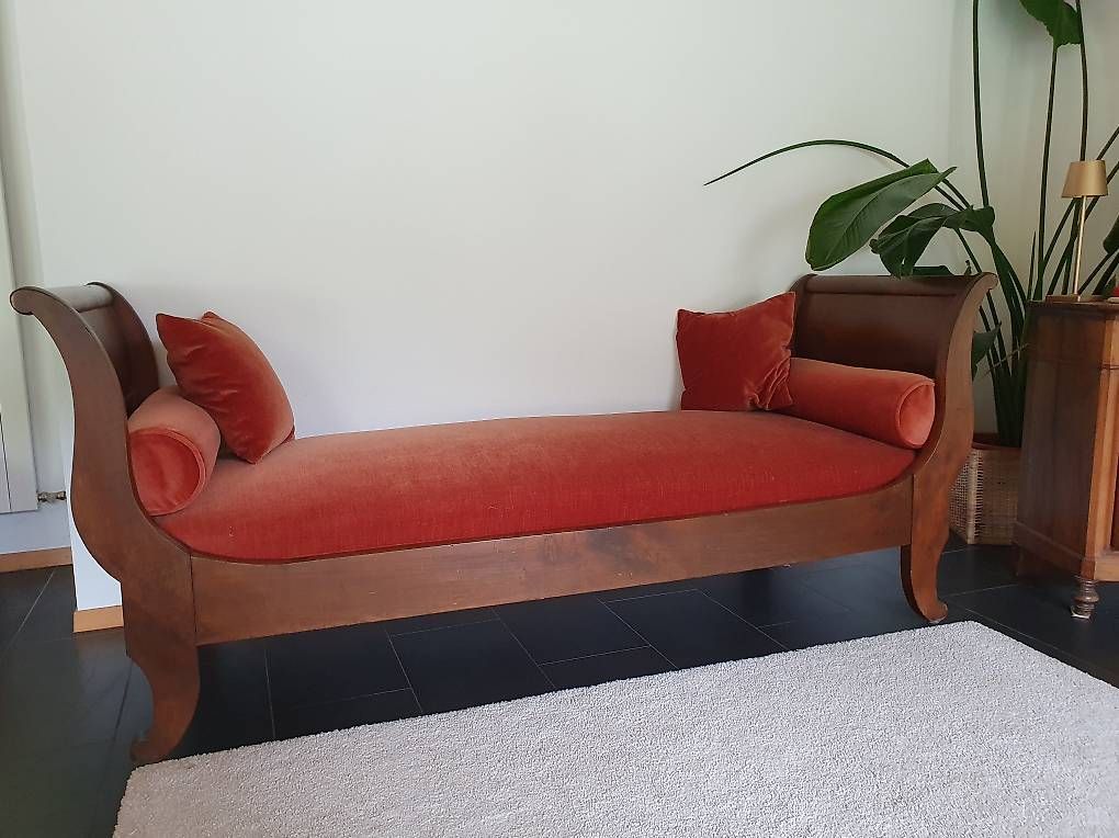 Sofas: Divano antico noce – Gebraucht aus Olivone von drusina