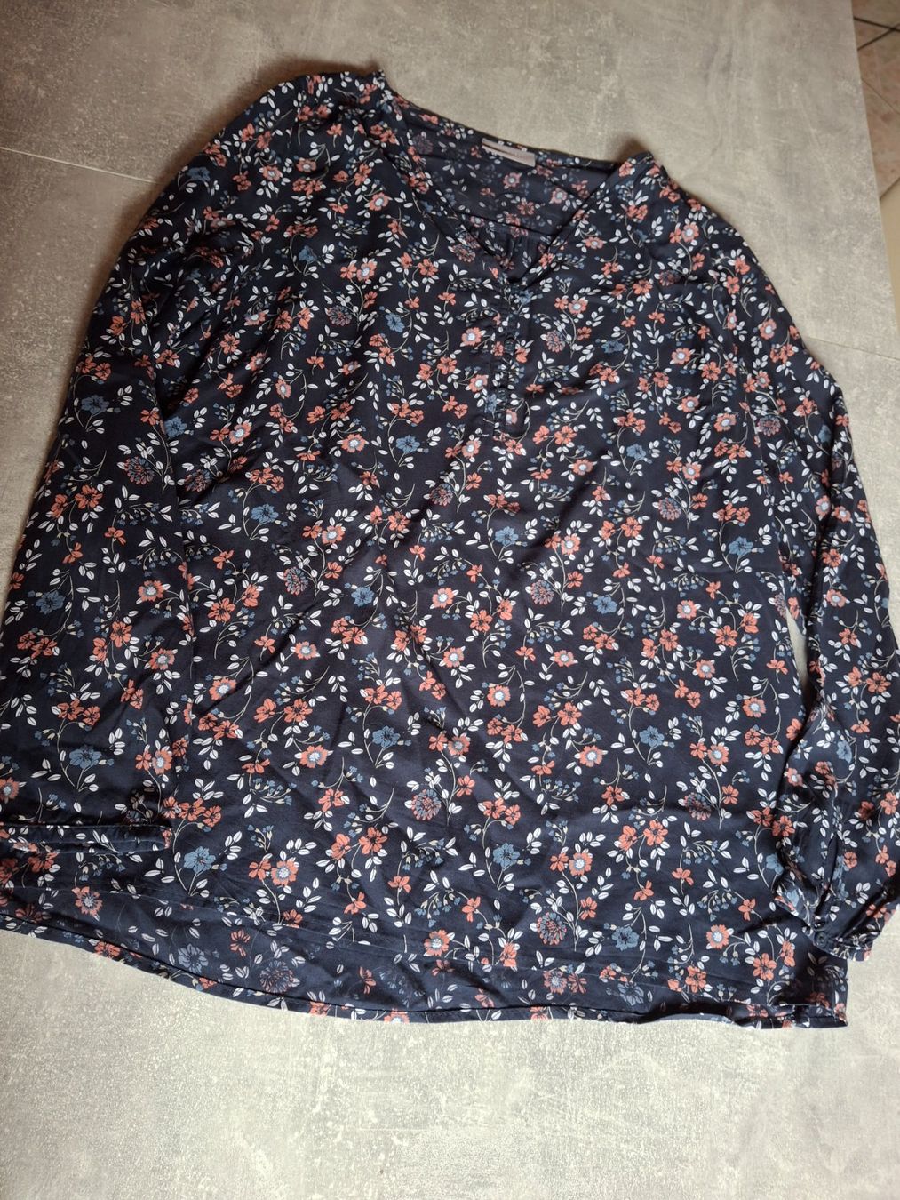 C&A Tuniken: Tunique longues manches taille M marque C&A – Gebraucht aus Villiers von san_jn5w