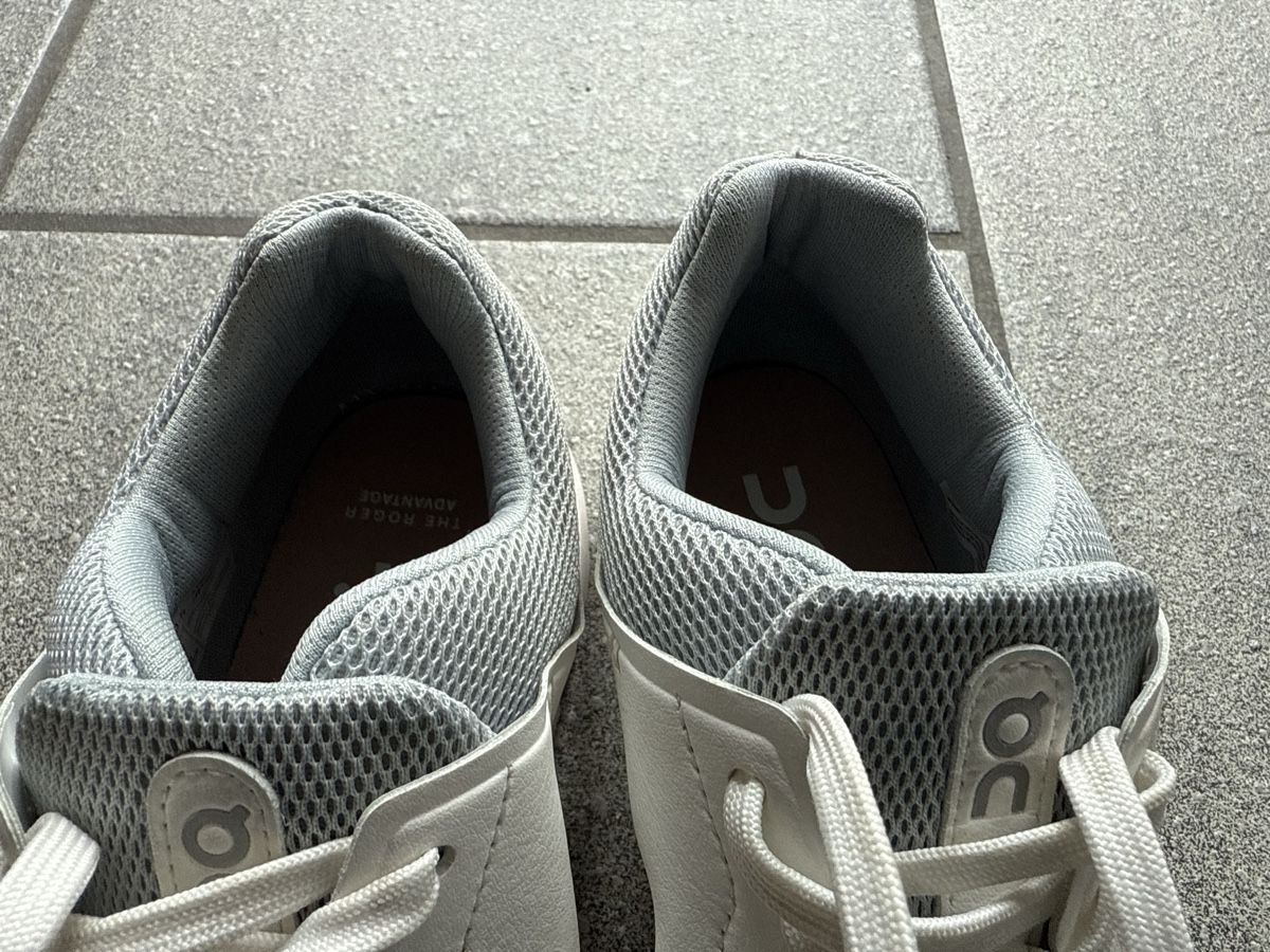 On Scarpe da donna: ON - The Roger Advantage Damen Sneaker, Grösse 40,5. – Usato da Bassersdorf venduto da Buy_interest 3