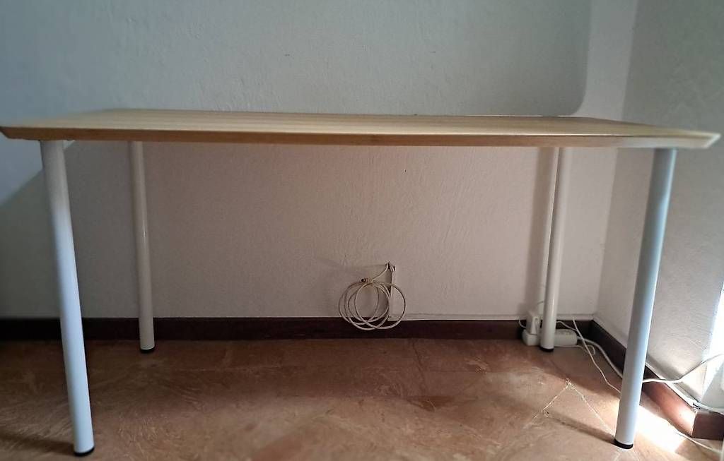 Ikea Scrivanie: Scrivania in legno – Usato da Pambio-Noranco venduto da lau_s8pl 2