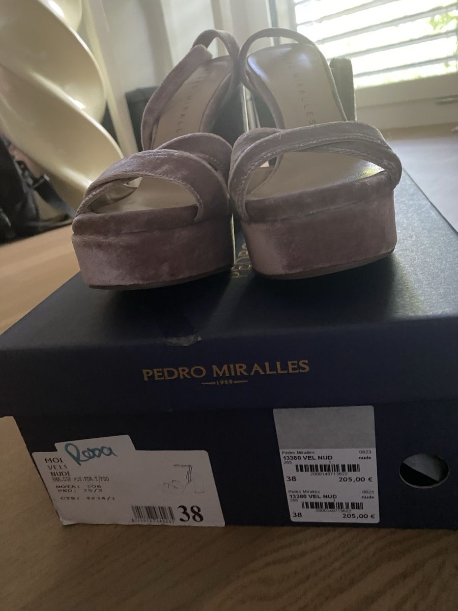 Chaussures femmes: Pedro Miralles High Heels Samt rosa – D'occasion à Wetzikon ZH par rit_ramtr 7