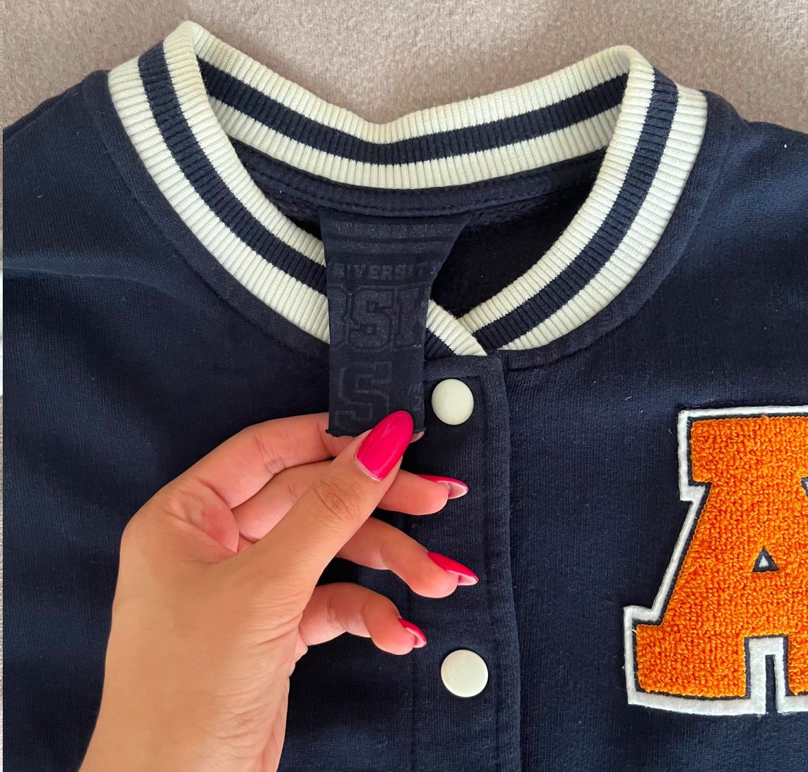 Giacche: Veste collège bleue et blanche, taille XS – Usato da  venduto da  1