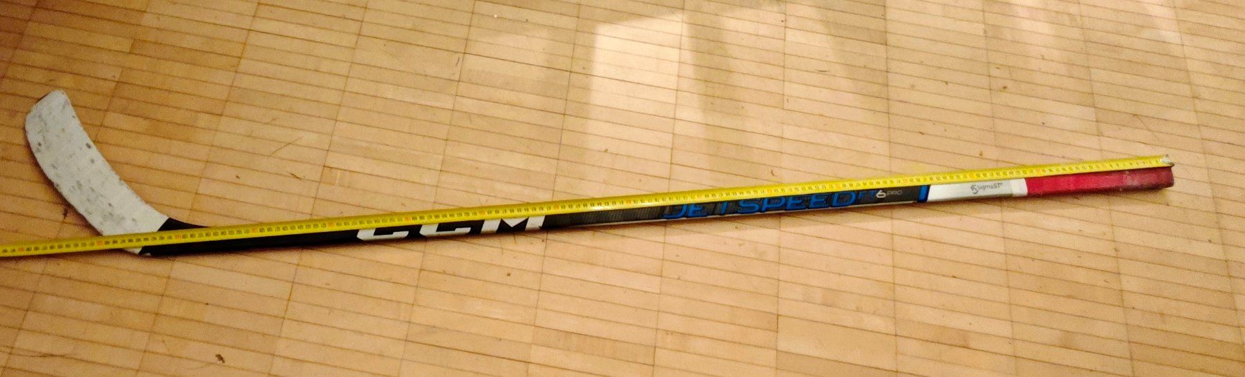 Ccm Bastoni & Pale: 2x CCM Jetspeed Massstöcke, 70 Flex, P90TM Bogen, links – Usato da Pfaffhausen venduto da seppentony 2