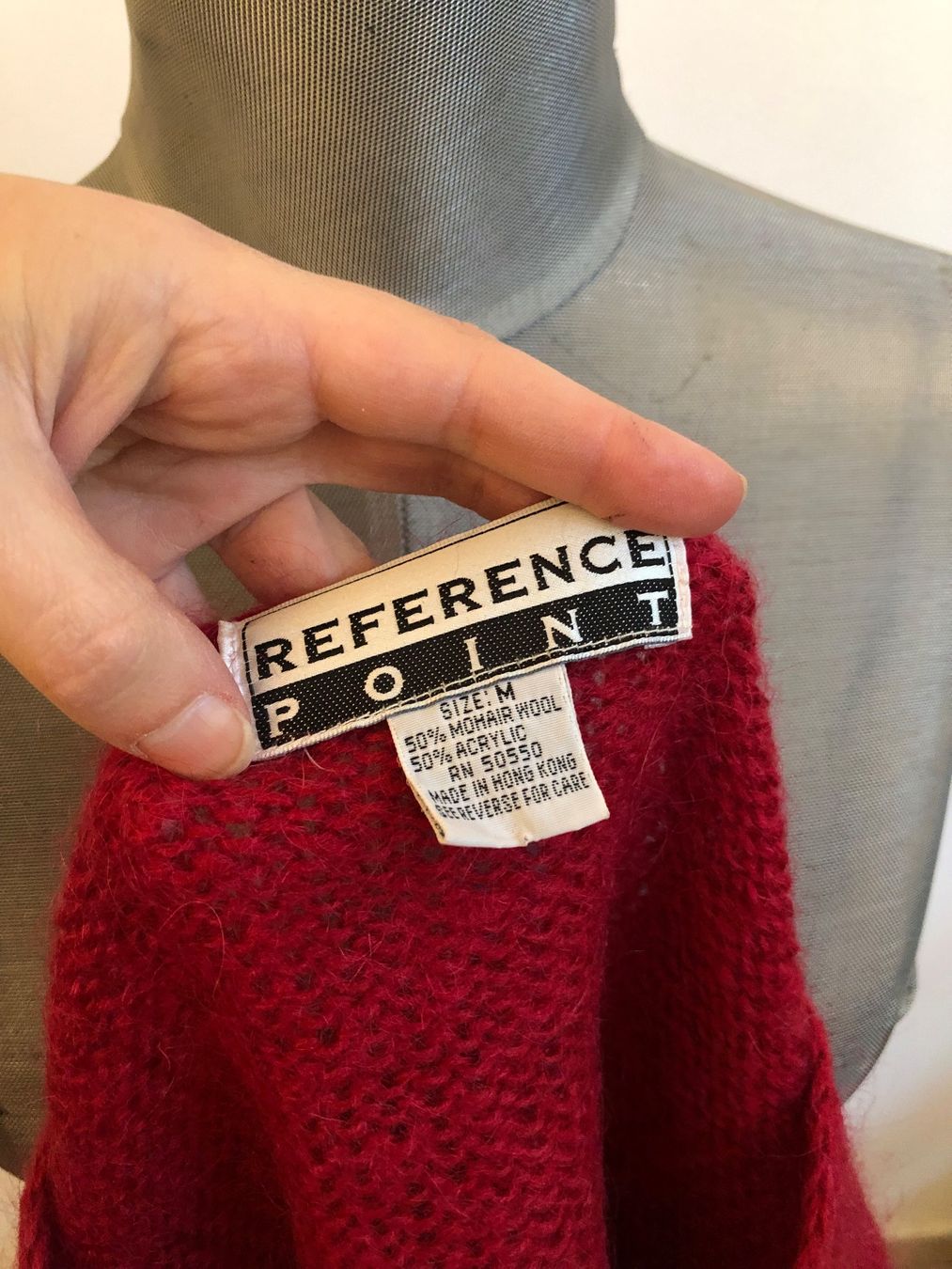 Top: crop pull tricoté rouge – Usato da Lausanne venduto da emm_sc77 2