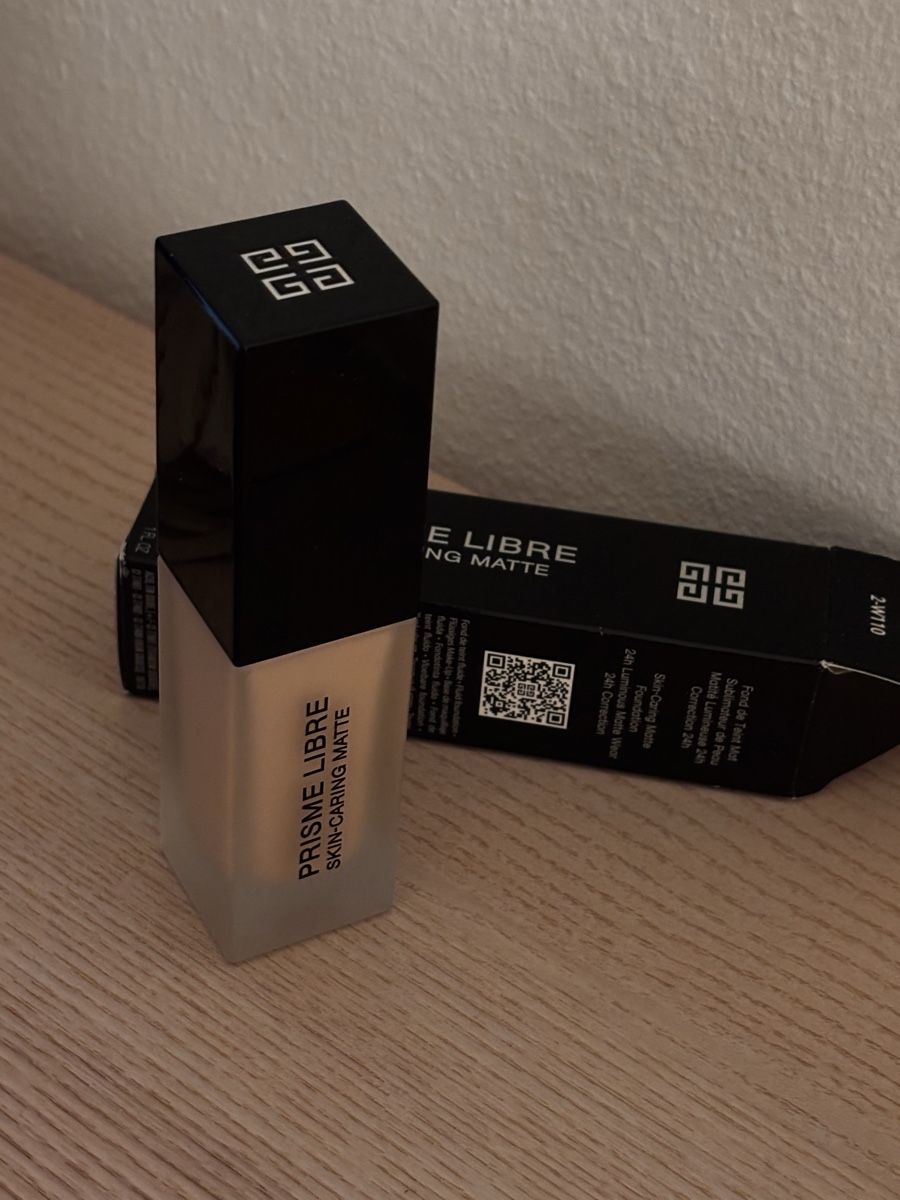 Givenchy Make-up: Givenchy Foundation, 2-W110 – Nuovo (secondo la descrizione) da Kriens venduto da qij_5ghs 1