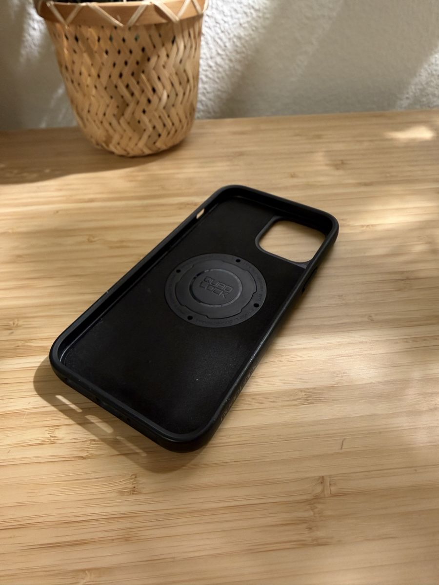 Quad Lock Cover & Protezioni schermo: QuadLock Iphone 12 Pro Max Hülle – Usato da Luzern venduto da Jack_flow26 1