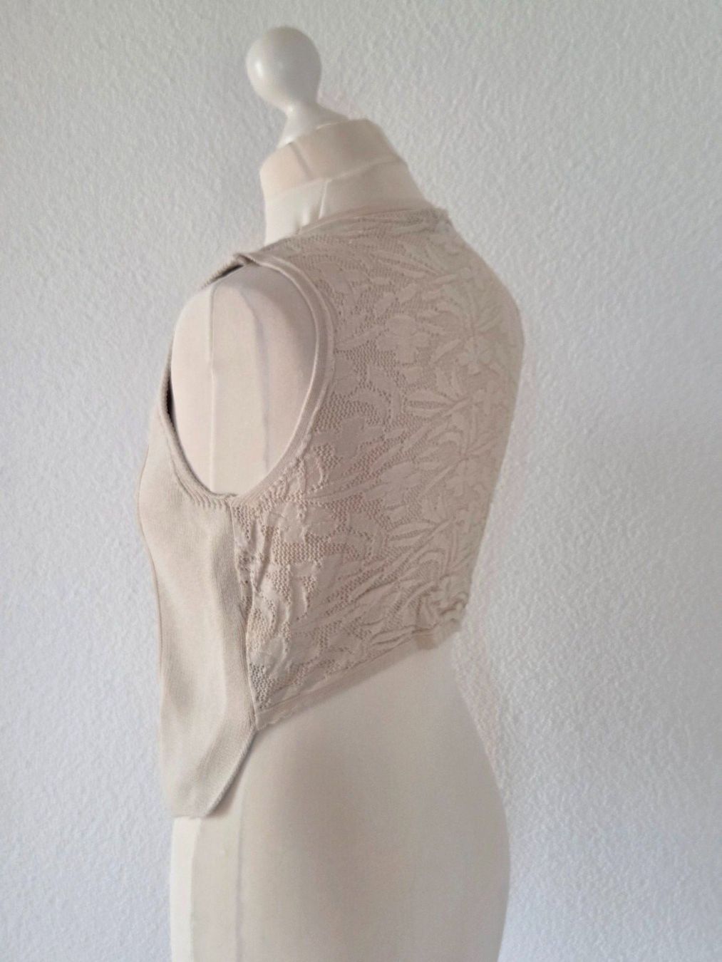 Zara Camicette: Bluse Beige Zara – Nuovo (secondo la descrizione) da Wängi venduto da Bibo4. 4