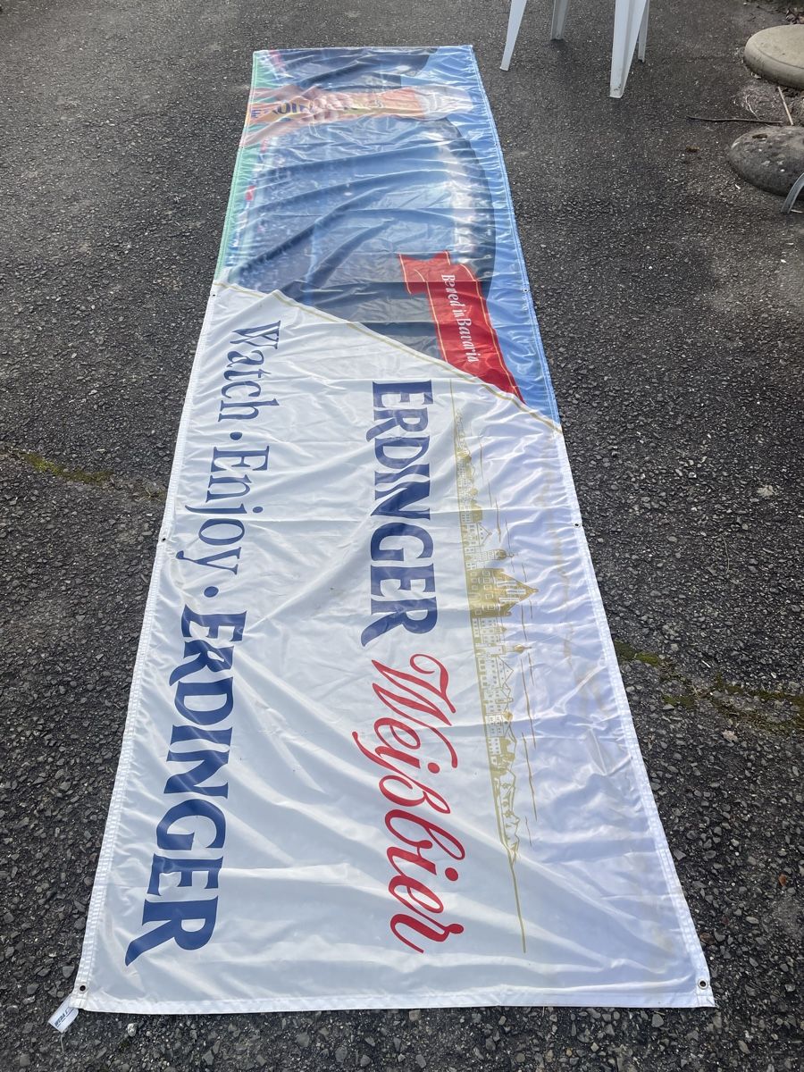 Bandiere: Drapeau Publicitaire Bière Erdinger Weissbier – Usato da Vallamand venduto da Bricbracbroc82 1