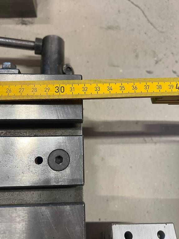 Altro per industria metallurgica: Schlitten Werkzeugmaschine – Usato da Brunnen venduto da san_9qlb 2