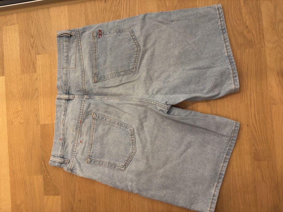 Diesel Jeans: Diesel Denim Shorts – Usato da Winterthur venduto da 3mi_2kpf 1