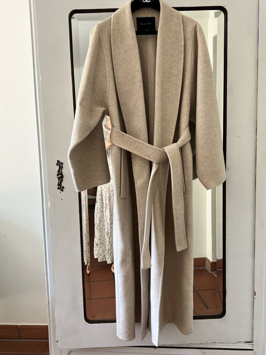 Massimo Dutti Cappotti: Wunderschöner Mantel von Massimo Dutti Size S – Usato da Zürich venduto da panka01