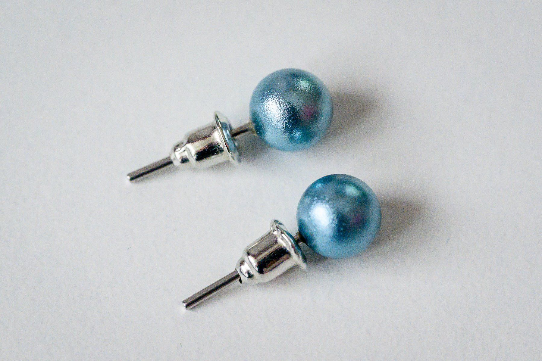 Orecchini pendenti & Orecchini a lobo: Neuwertig! Perlen Ohrstecker Blau Geschenkidee elegant – Nuovo (secondo la descrizione) da Oberglatt ZH venduto da qilinw 1