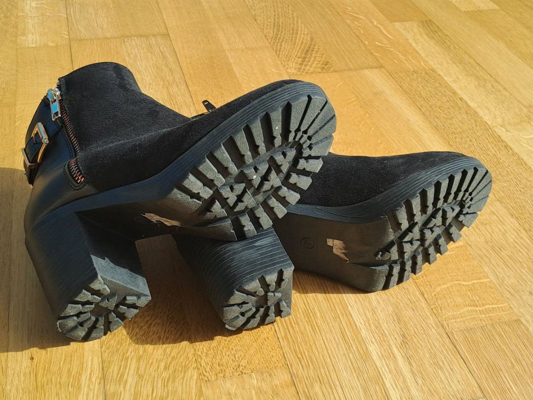 Scarpe da donna: Stiefeletten Gr.37 – Usato da Innertkirchen venduto da luk_pyl5 1