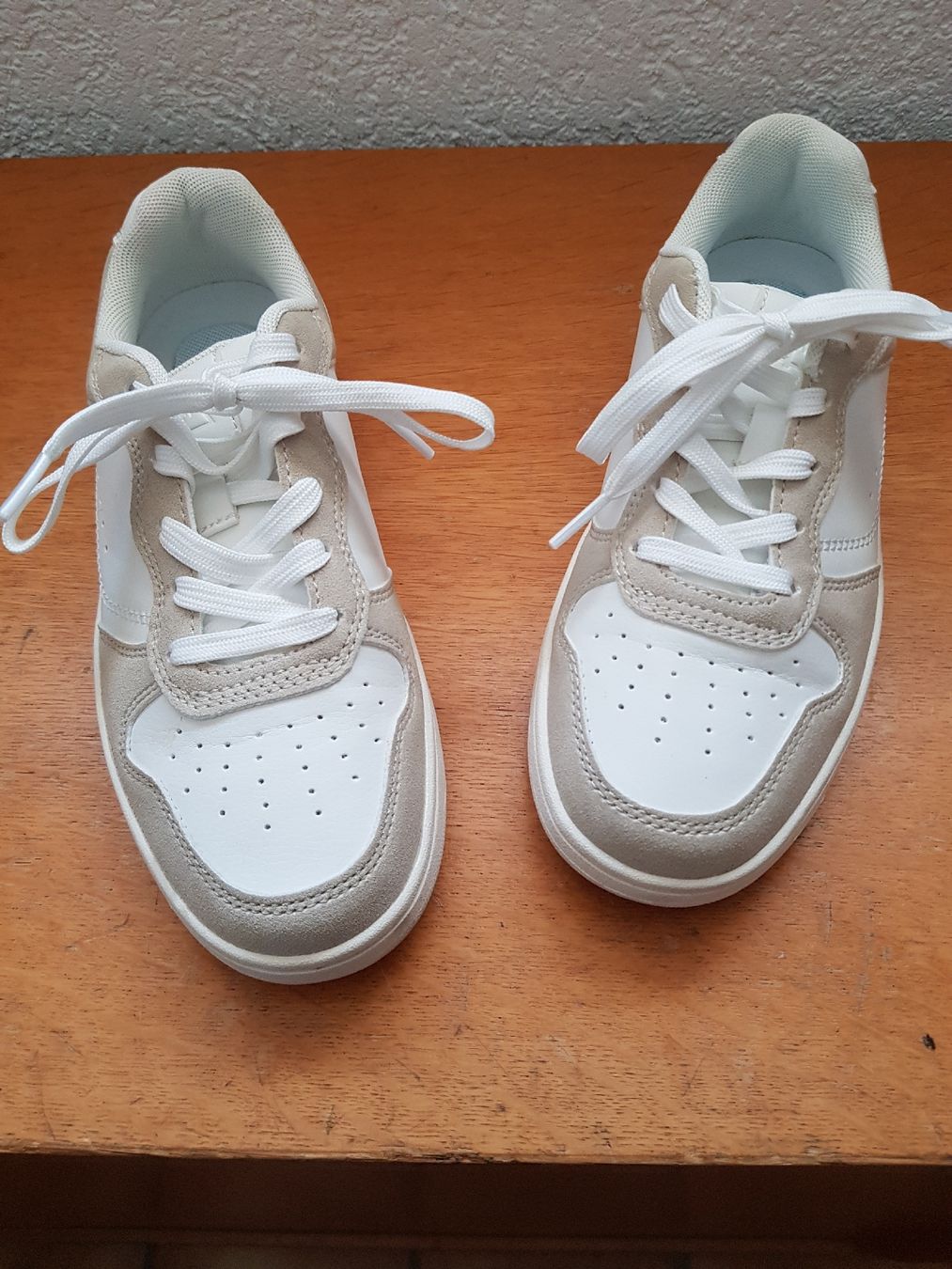 Damenschuhe: Damenschuh Freizeitschuh – Neu (gemäss Beschreibung) aus Matten b. Interlaken von Gea 1