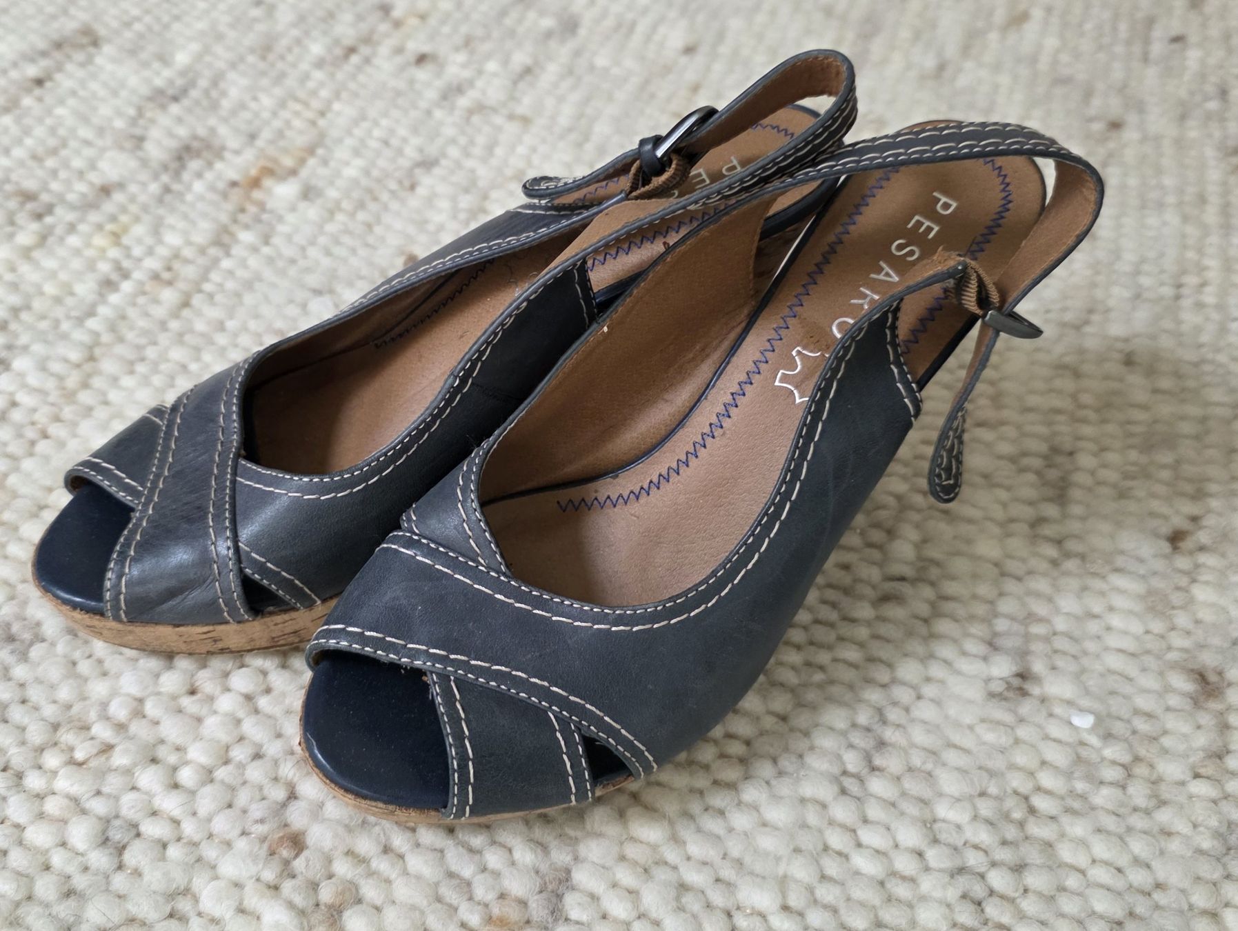 Damenschuhe: Damenschuhe Gr. 38  Leder Pumps Korkabsatz – Gebraucht aus Rheinsulz von Gilea 2
