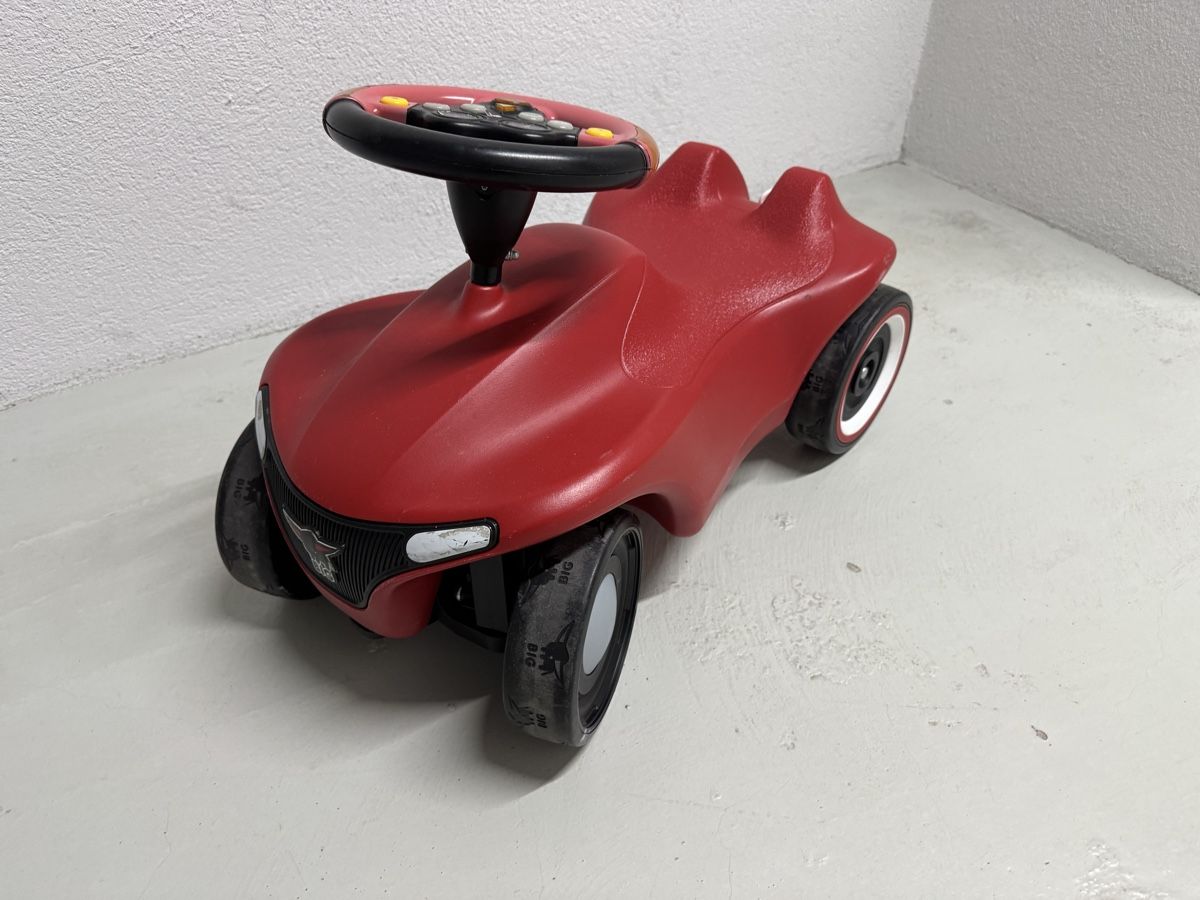 Big Fahrzeuge für Kinder: BIG Bobby Car Neo – Gebraucht aus Ostermundigen von OIAMM 2