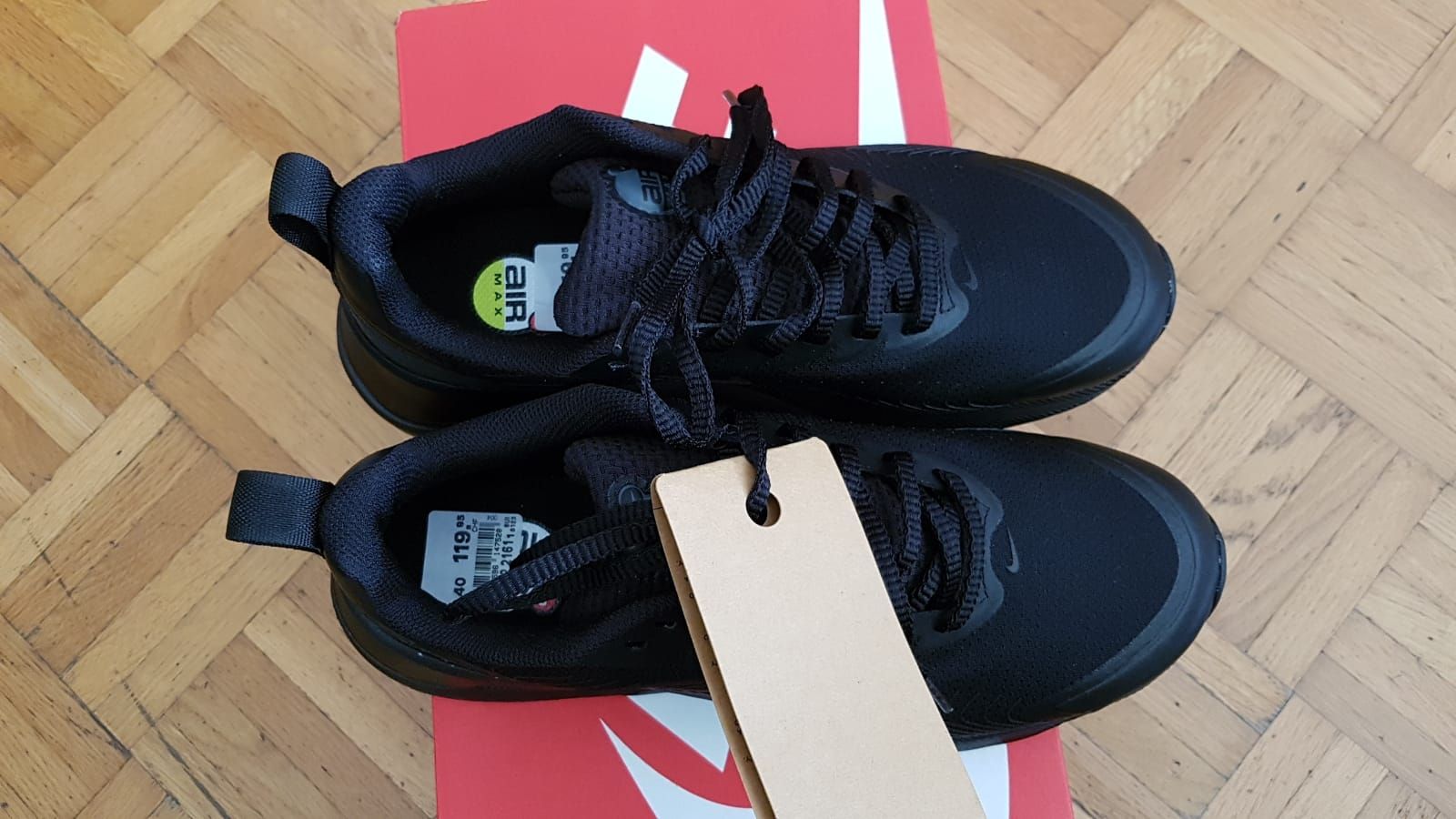 Nike Scarpe da uomo: Nike Air Max NUAXIS GR.40 – Nuovo e nell'imballaggio originale da Zürich venduto da ata_c8nh 2