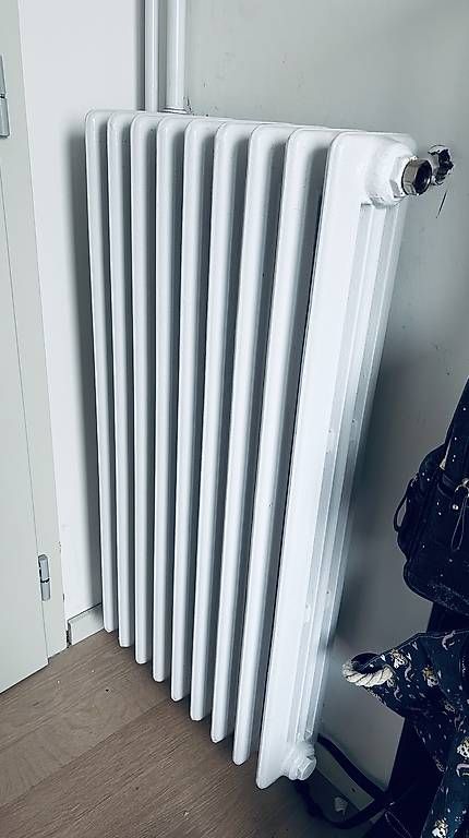 Heizgeräte: Guss-Radiator B53xT15xH98cm – Gebraucht aus Wallisellen von nobiss 2