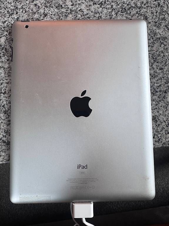 Apple Tablet PC: Ipad 16GB – Usato da Grossaffoltern venduto da reb_tn2w