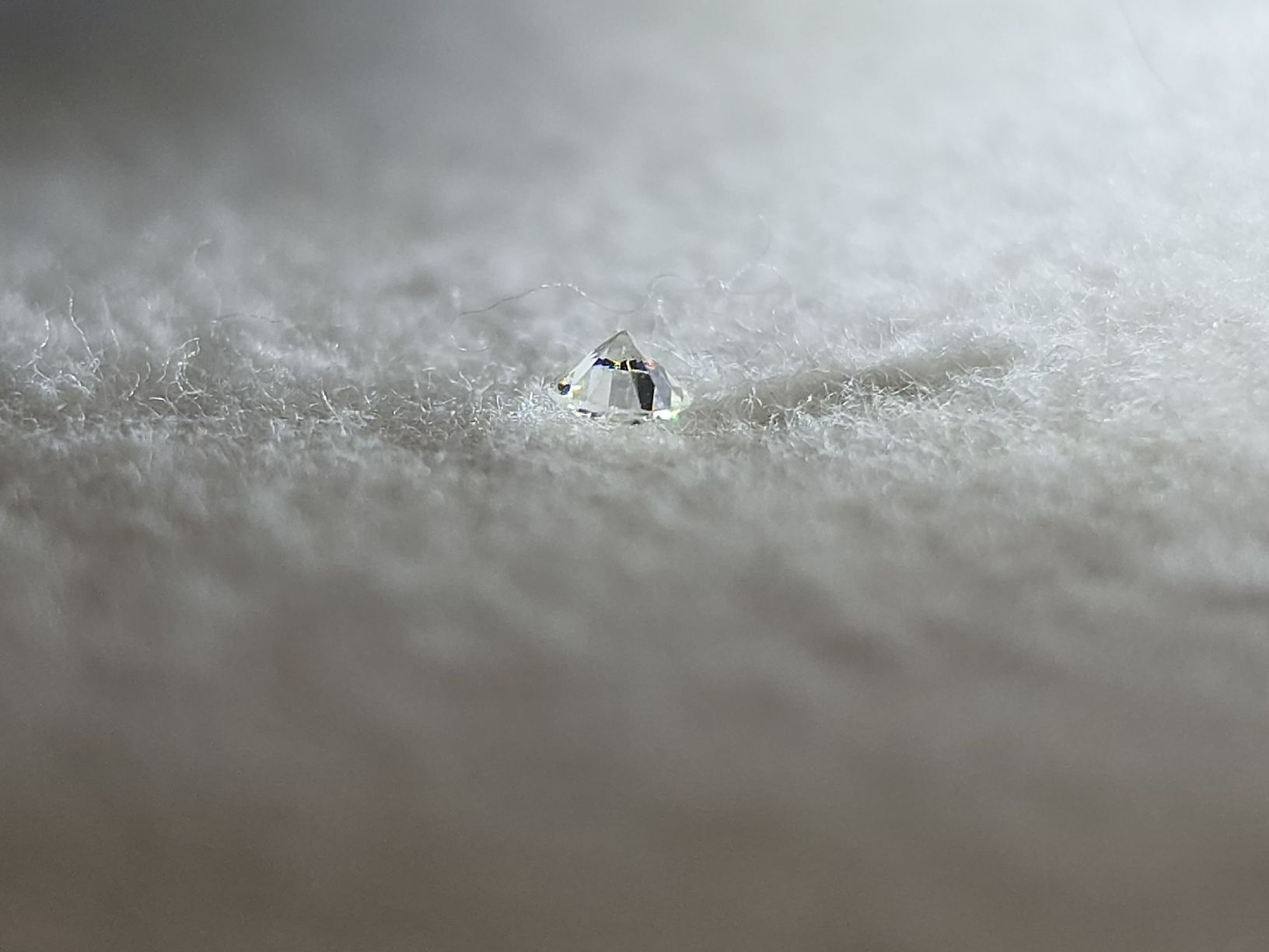 Pietre preziose: diamant naturel non chauffé 0.150ct – Usato da Carouge GE venduto da Mon_petit_grenier_27
