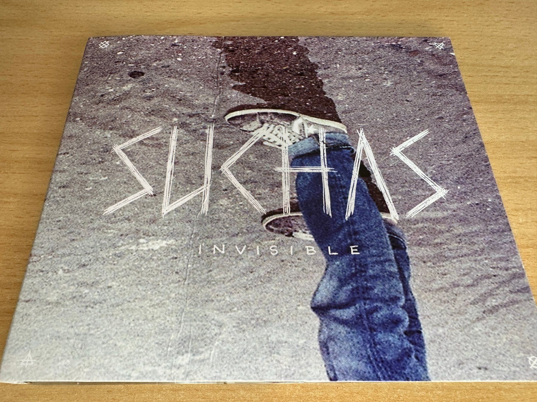 CD: Suchas – Invisible – Usato da Rikon im Tösstal venduto da Alpenmutz
