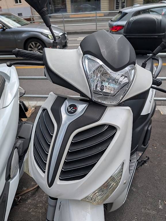 Strasse: Vengo Logik 125 mit Topbox – Gebraucht aus Bern von lin_2zyn 2